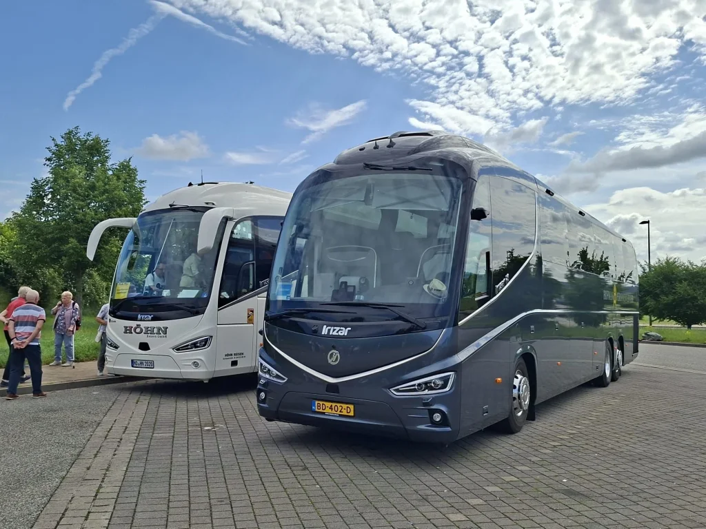 Irizar i8 touringcar van Hofman Personenvervoer