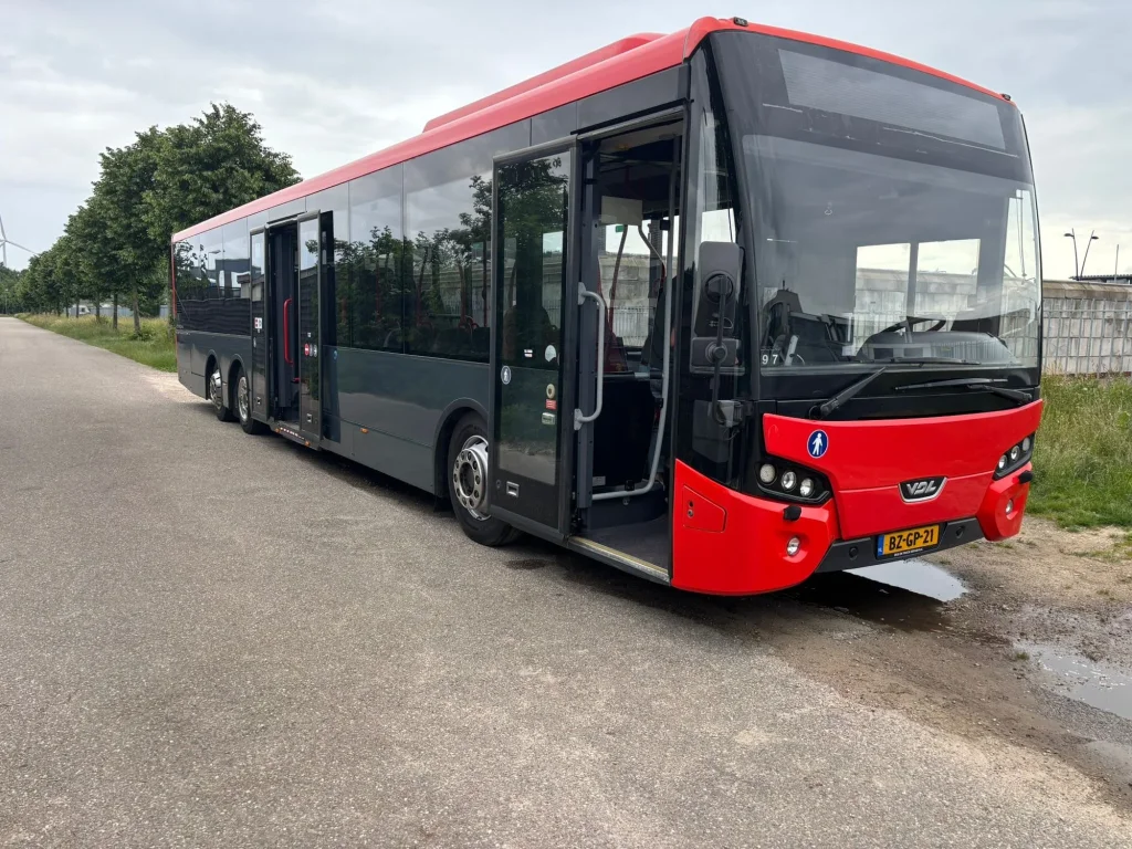 VDL lijnbus van Hofman Personenvervoer voor pendelvervoer